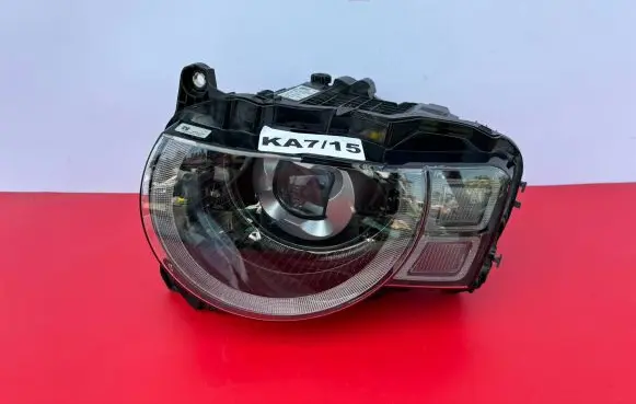 Land Rover Defender Headlight/headlamp L8B2-13W030-GG