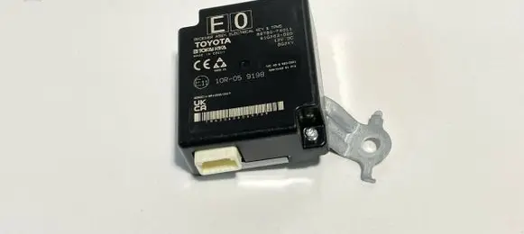 Toyota C-HR I Other devices 897B0F4011 30608