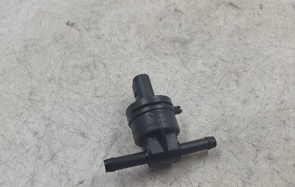 Mitsubishi Lancer X Fuel temperature sensor 038906081