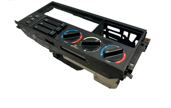 BMW 5 E34 Climate control unit 1384141 62131384141 835114