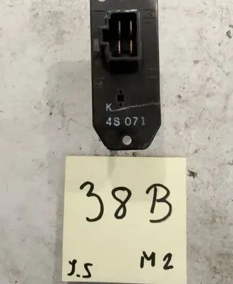 Volvo S40, V40 Heater blower motor/fan resistor G4T071