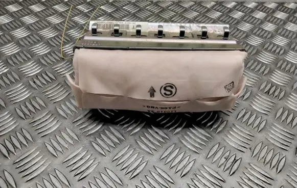 Subaru Impreza III Passenger airbag 1049204 320678005