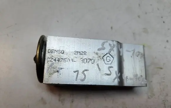 Suzuki SX4 Air conditioning (A/C) expansion valve 4475003070