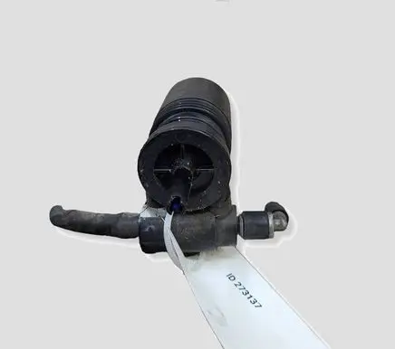 Mini Cooper Countryman R60 Windscreen/windshield washer pump 2751743