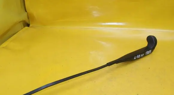 Mercedes-Benz A W168 Front wiper blade arm A1688200644