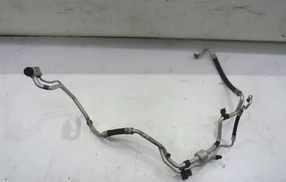 KIA Sorento Air conditioning (A/C) pipe/hose