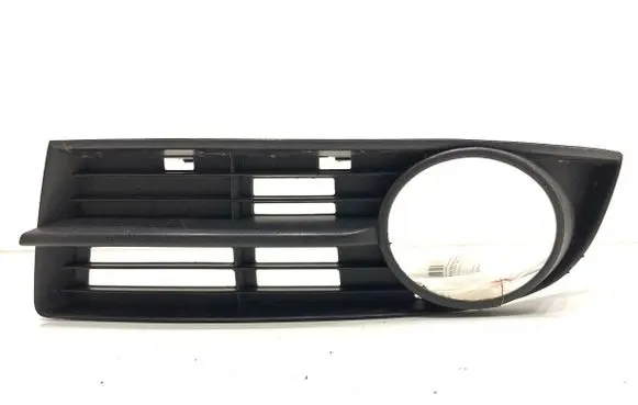 Volkswagen Touran I Front bumper lower grill 1T0853665A