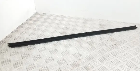 Volkswagen Sharan Rubber seal sliding door window/glass 7N0843695 7N0843696