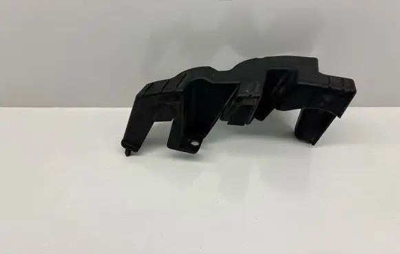 Land Rover Freelander Front bumper mounting bracket DPN500090