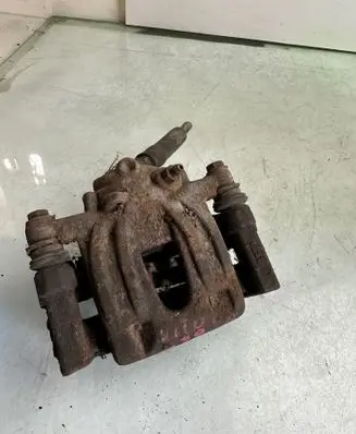 Mercedes-Benz Vito Viano W639 Rear brake caliper 445454