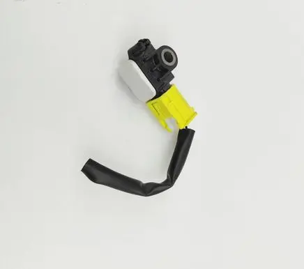 Mitsubishi Outlander Airbag deployment crash/impact sensor 8651A166