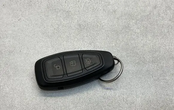 Ford Kuga II Ignition key/card F1ET15K601AD