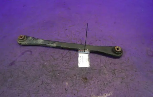 Rear control arm