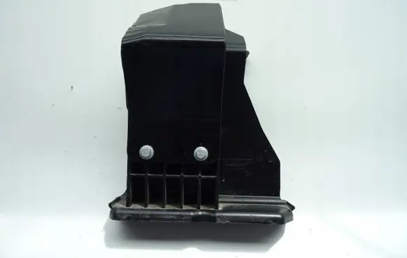 Volvo XC40 Battery bracket 8890082169