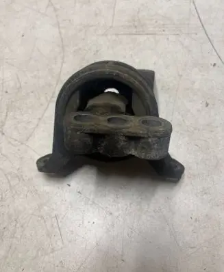 Opel Zafira A Gearbox mount