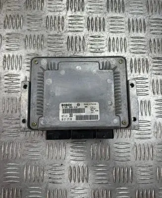 Citroen C5 Engine control unit/module 9637137380 0261206419