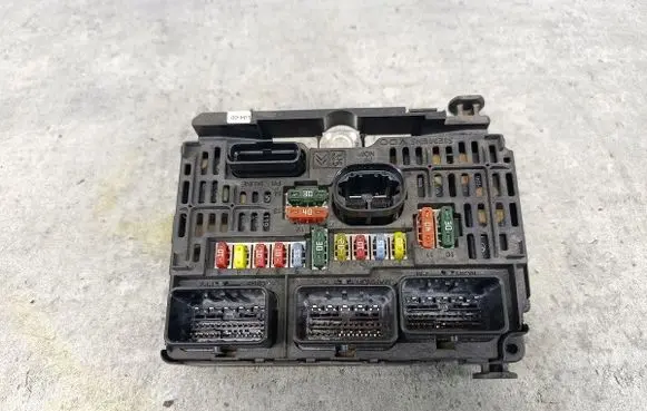 Citroen C5 BSM Control unit 