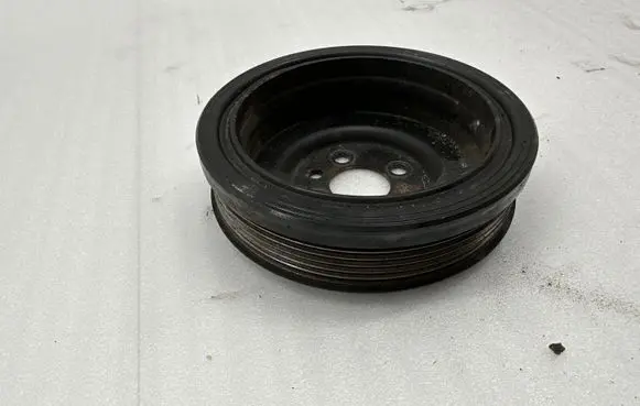 Audi A3 S3 8V Crankshaft pulley 04L105243
