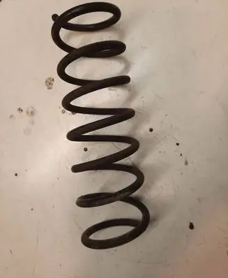 Mazda 3 I Rear coil spring