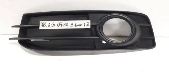 Audi A3 S3 8P Front bumper lower grill 8P0807681M