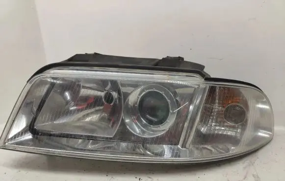 Audi A4 S4 B5 8D Headlight/headlamp 8D0941003AJ 89301671 1853624100