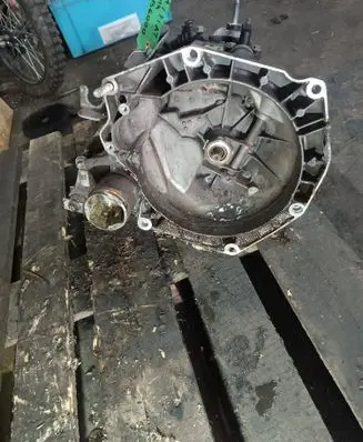 Manual 6 speed gearbox