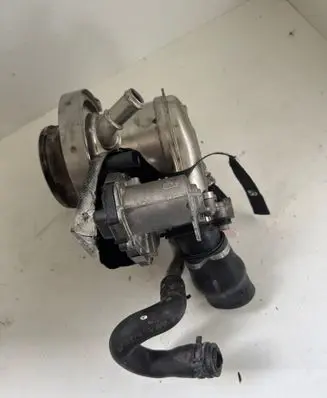 Volkswagen T-Roc EGR valve cooler 05L131512D 05L131501C