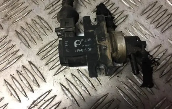 Audi A4 S4 B5 8D Turbo solenoid valve 72190320