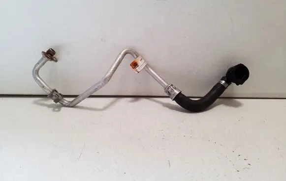 Coolant pipe/hose