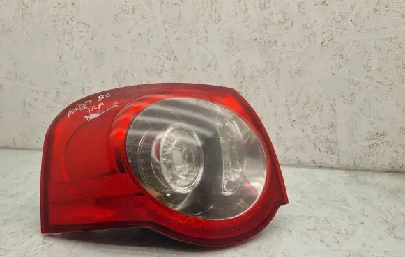 Volkswagen PASSAT B6 Rear/tail lights 3C9945095C