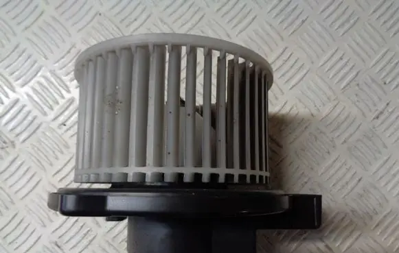 Mazda 2 Heater fan/blower 8727000690 HB111EG2102