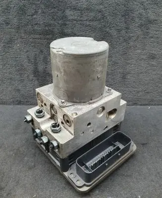 Audi A6 C7 ABS Pump 4G0907379J