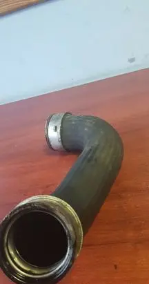 Mercedes-Benz E W210 Intercooler hose/pipe 2105285182