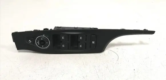 Hyundai i40 Electric window control switch 935703Z0504X 39R4951000 39R4951300