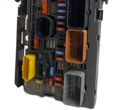 Citroen Berlingo Fuse box set 9664706280 R05