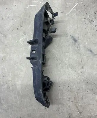 BMW 5 G30 G31 G38 Front bumper mounting bracket 7385350 15067010