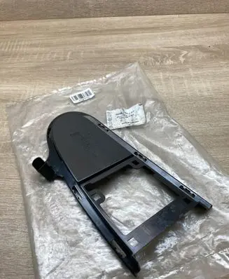Volkswagen Sharan Front bumper lower grill 7M0858683D 95VW17B969
