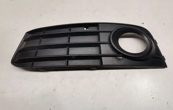 Audi A4 S4 B8 8K Front fog light trim/grill 8K0807681A