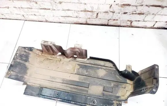 BMW X5 E70 Engine splash shield/under tray 51718408787