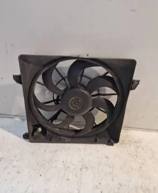 Radiator cooling fan shroud
