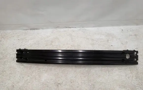 Nissan Leaf II (ZE1) Front bumper support beam