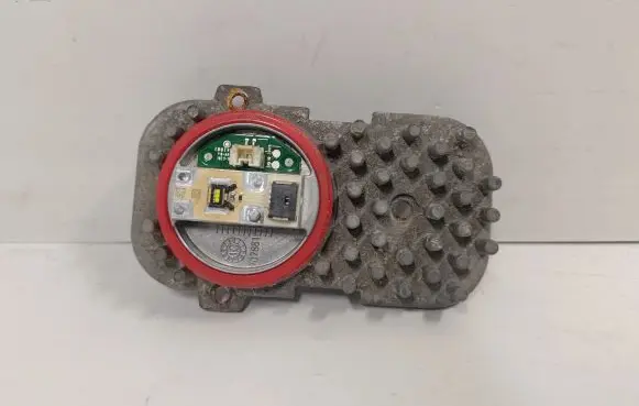 Headlight part