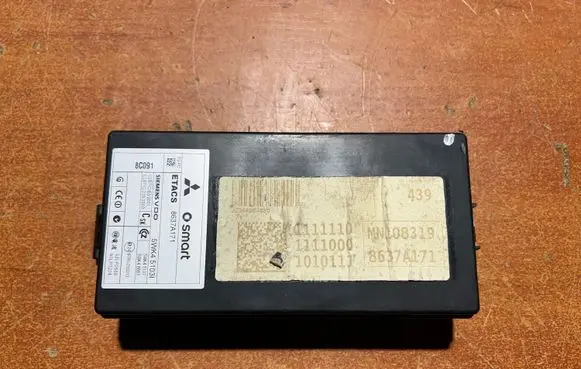 Mitsubishi Colt Other control units/modules MN108319 8637A171
