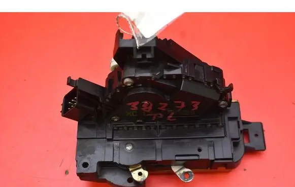 Ford Focus Front door lock 2S4A-A21813-HA