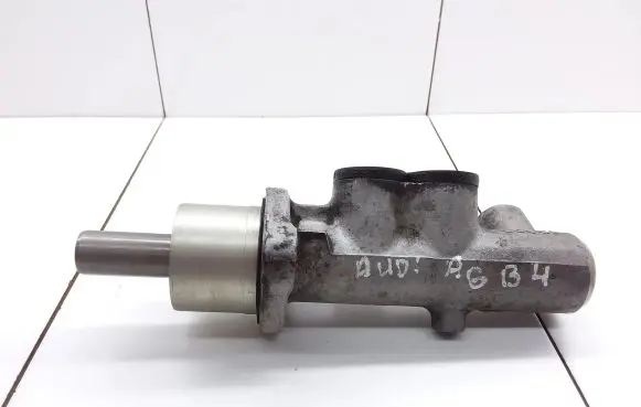Audi A6 S6 C4 4A Master brake cylinder