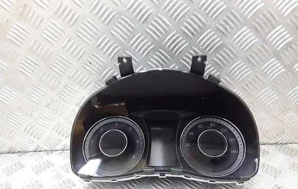 Hyundai i40 Speedometer (instrument cluster) 940133z010