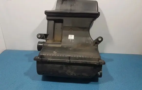 Fiat Tipo Air filter box 51890357
