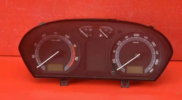 Skoda Fabia Mk2 (5J) Speedometer (instrument cluster) 6Y0920883M