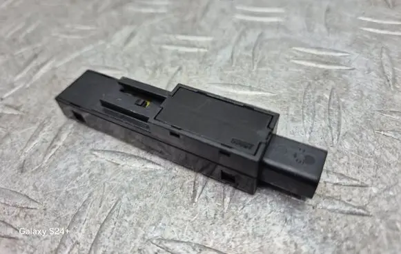 Lexus GS 300 350 430 450H Sensor 6270