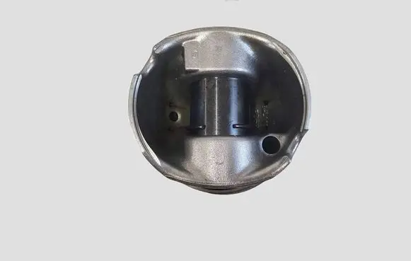 BMW 5 F10 F11 Piston 0000